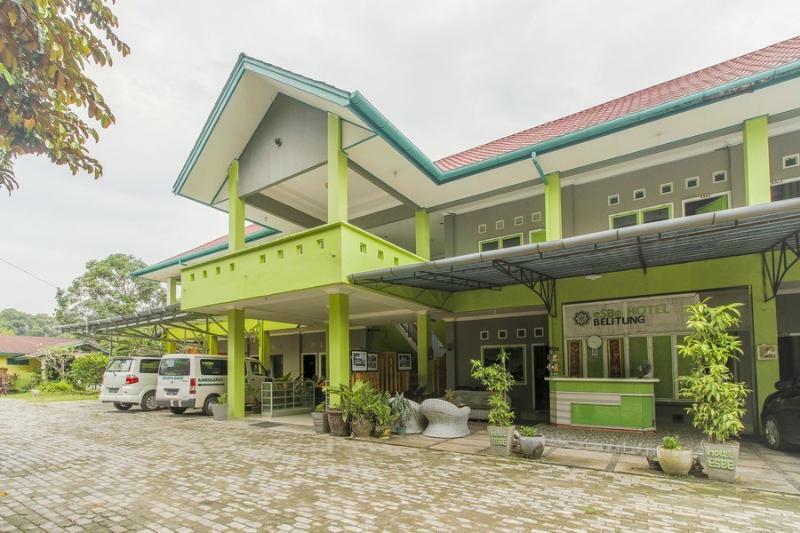 Oyo 2186 Esbe Hotel Syariah Tanjung Pandan Exterior photo